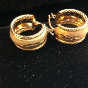 14k Gold 3/4 stud hoops